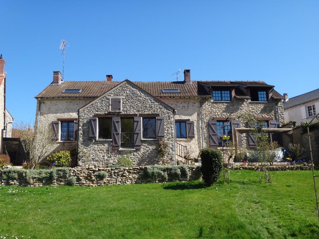 Hotel La Maison Du Fargis Auffargis Exterior foto